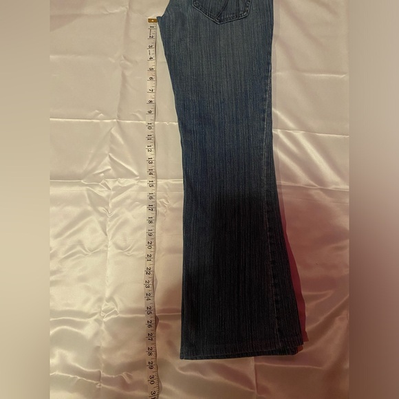 DKNY Time Square Flare jeans - Picture 4 of 4